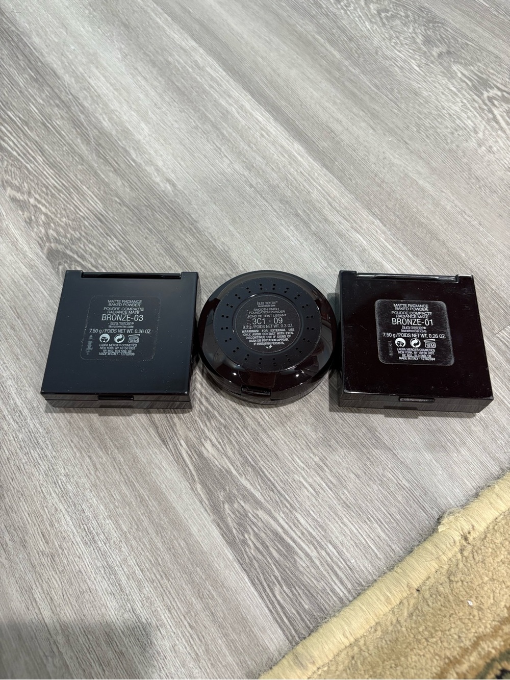LAURA MERCIER - Picture 3 of 3